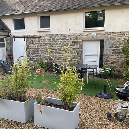 Maison Cosy Avec Exterieur Et Piscine Partagee Mespaul المظهر الخارجي الصورة
